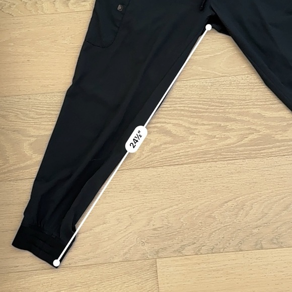 Black Scrub Set - Picture 7 of 11